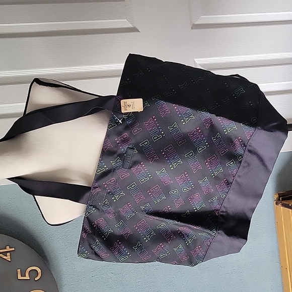 PINK - Picture 1 of 3